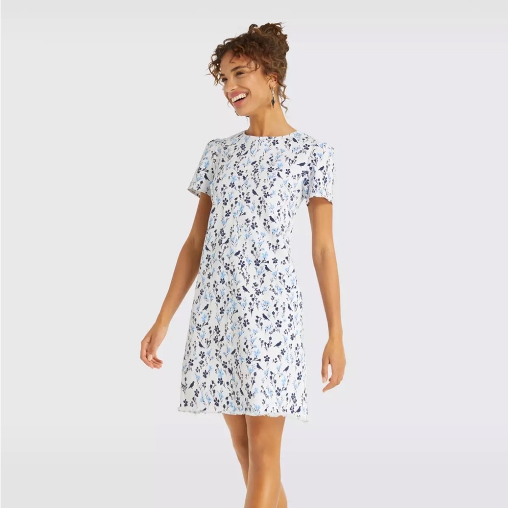 EUC size 4 Draper James The Printed Denim Shift dress with birds and flowers